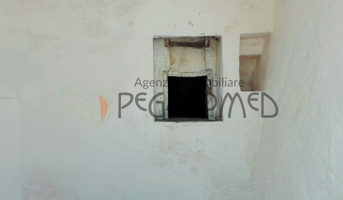 Vacanze in Puglia, lamia in contrada colacurto, casolare da ristrutturare 