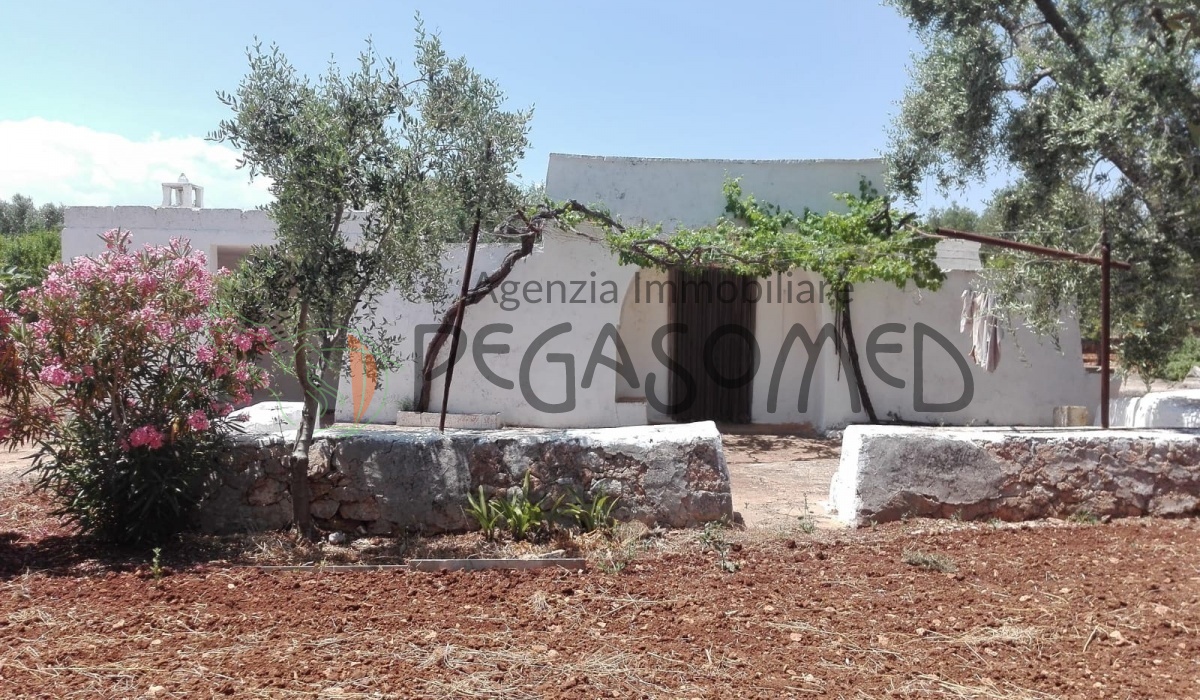 Vacanze in Puglia, lamia in contrada colacurto, casolare da ristrutturare 