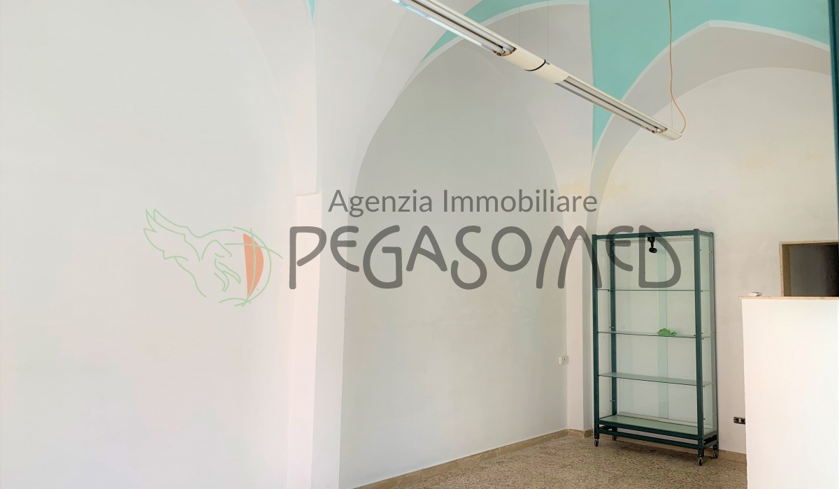 Negozio San Vito dei Normanni agenzia immobiliare pegasomed Locale Commerciale