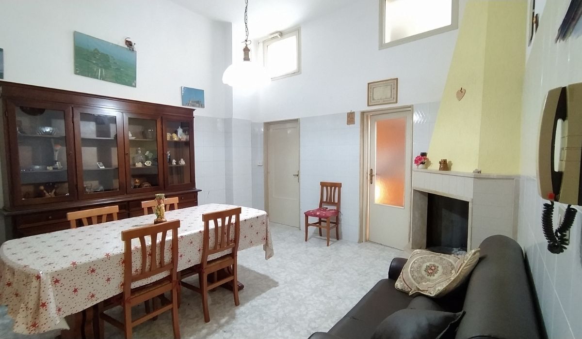 Casa indipendente san vito dei normanni pegasomed agenzia immobiliare puglia carovigno ostuni