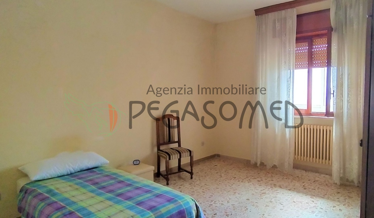 san vito dei normanni puglia abitabile salento ostuni carovigno economico garage box