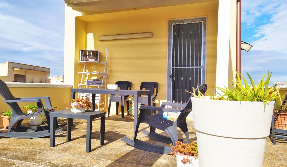 puglia appartamento indipendente 1° piano con garage san vito dei normanni puglia mare campagne salento ostuni carovigno mare sole 