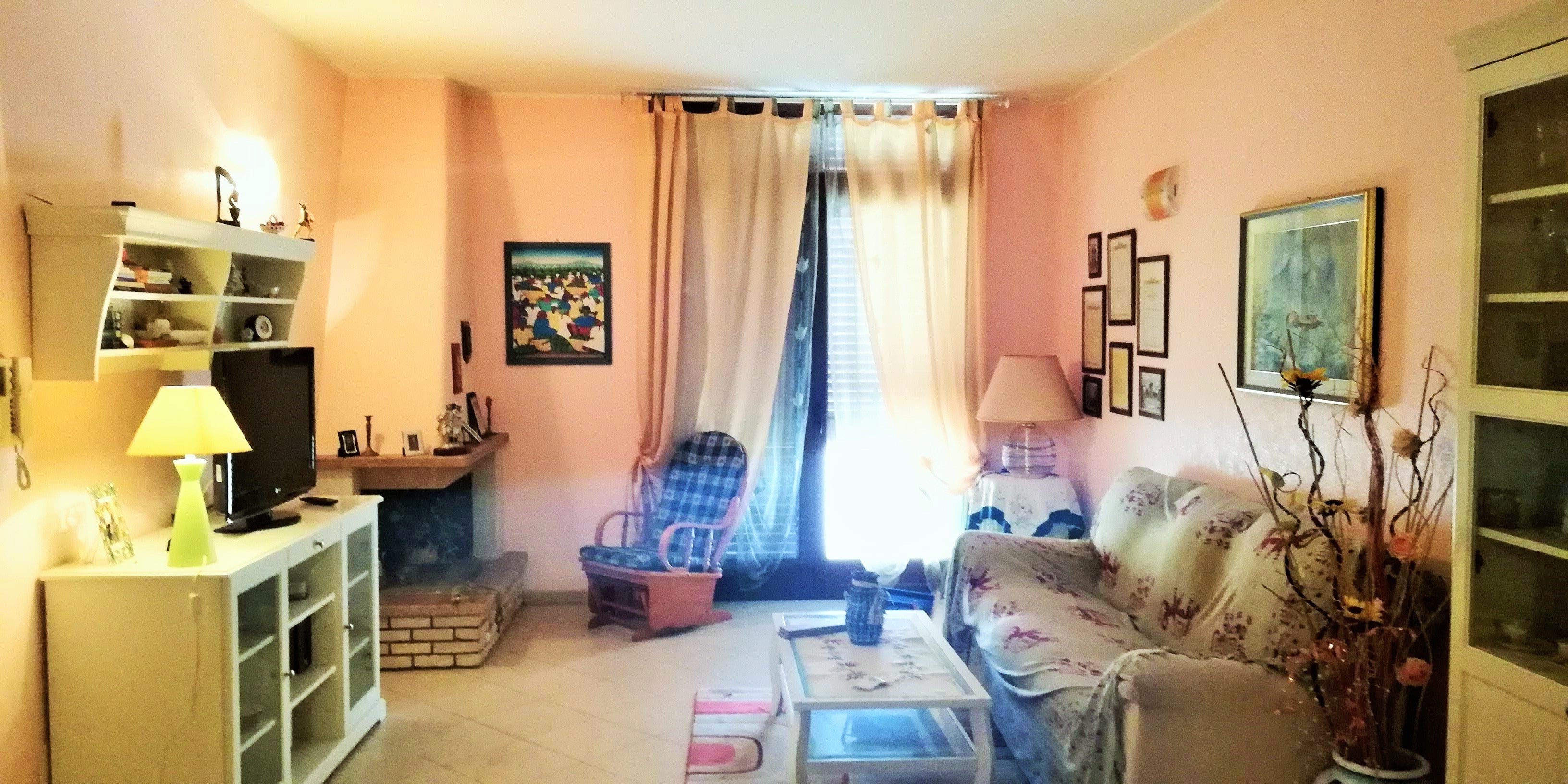 72012, 2 Stanze da Letto Stanze da Letto, ,1 BagnoBathrooms,Case e appartamenti,In vendita,3,1012