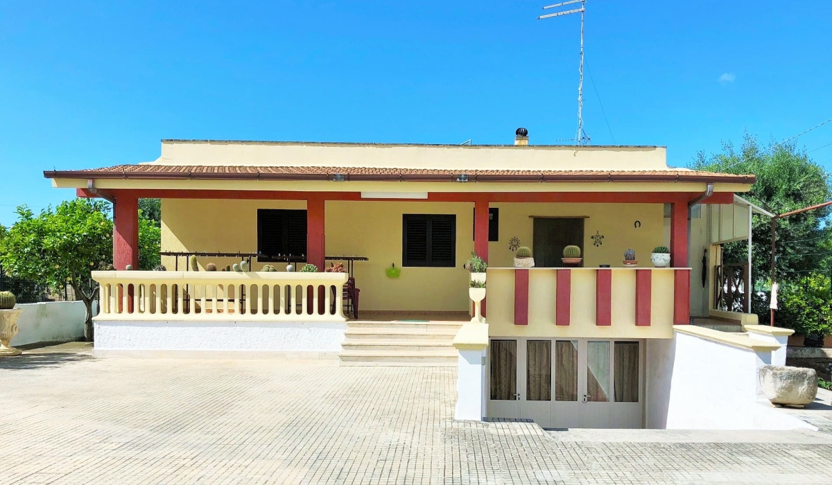 Villa San Vito dei Normanni agenzia immobiliare Pegaso Med