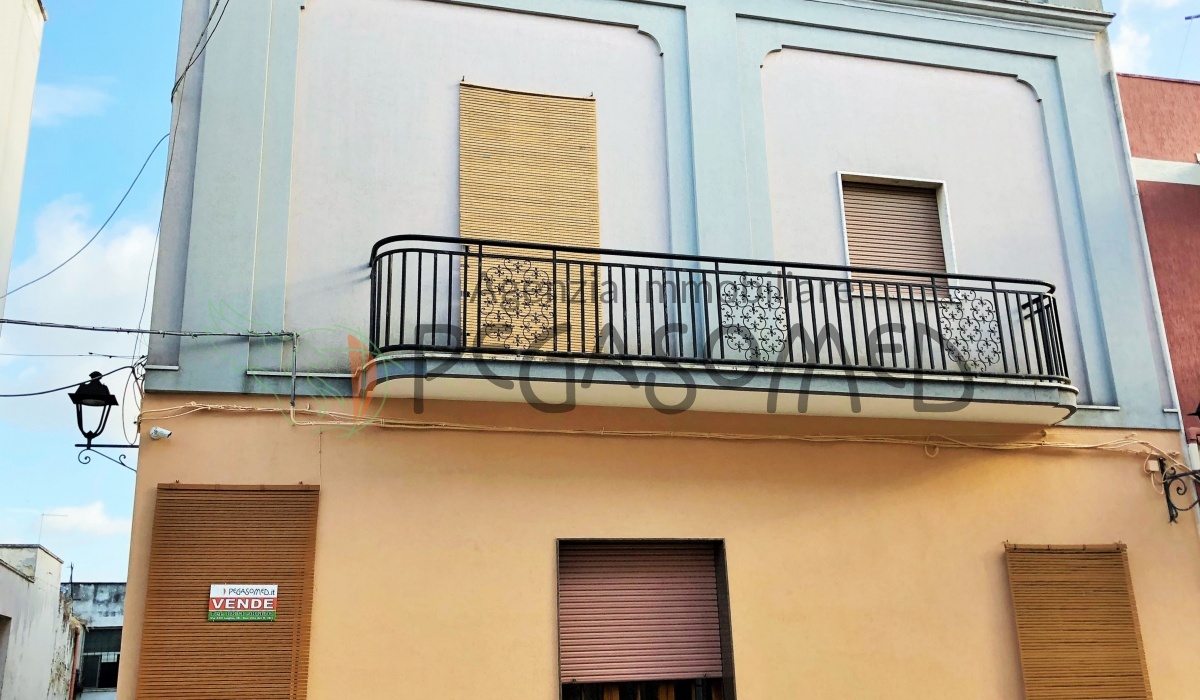 centro storico San Vito dei normanni agenzia immobiliare pegaso Med piazza puglia